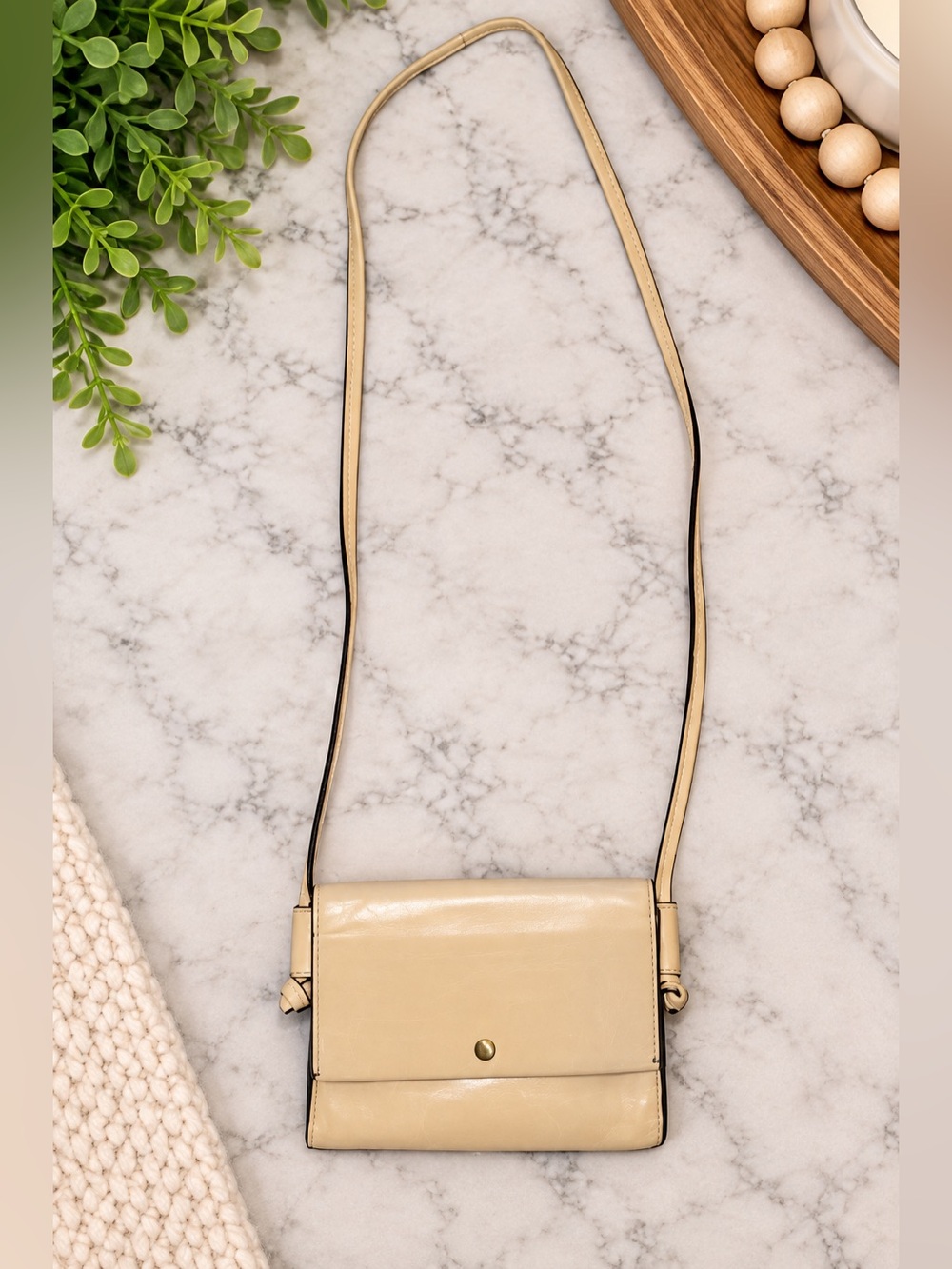 HOBO Cream Leather Crossbody Wallet Bag | Organizer Purse